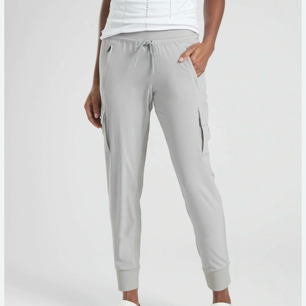 Athleta Sutton Jogger Pant in Tern Grey